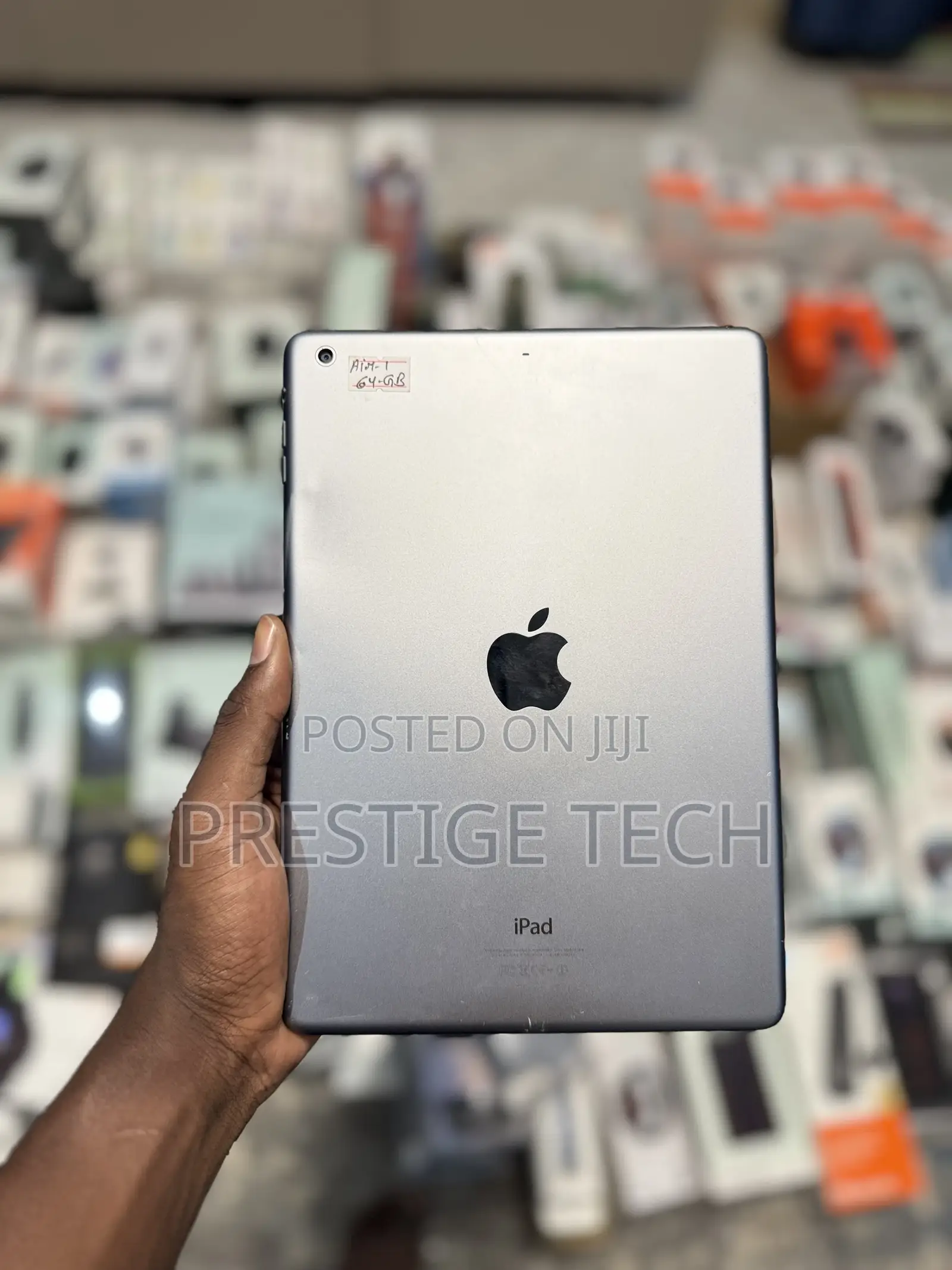 Apple iPad Air 64 GB Gray