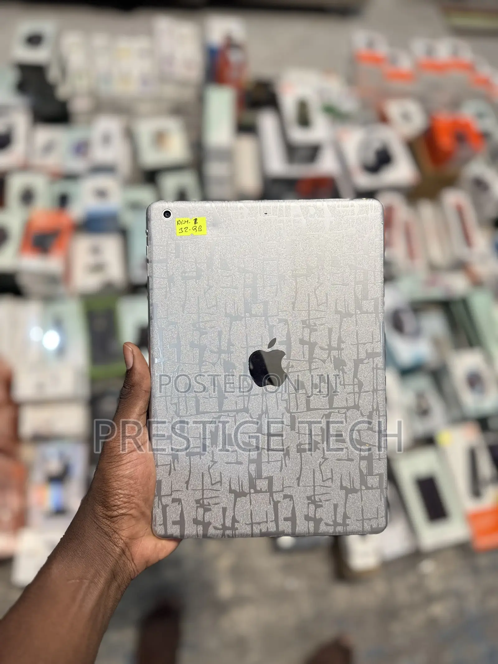 Apple iPad Air 32 GB Gray
