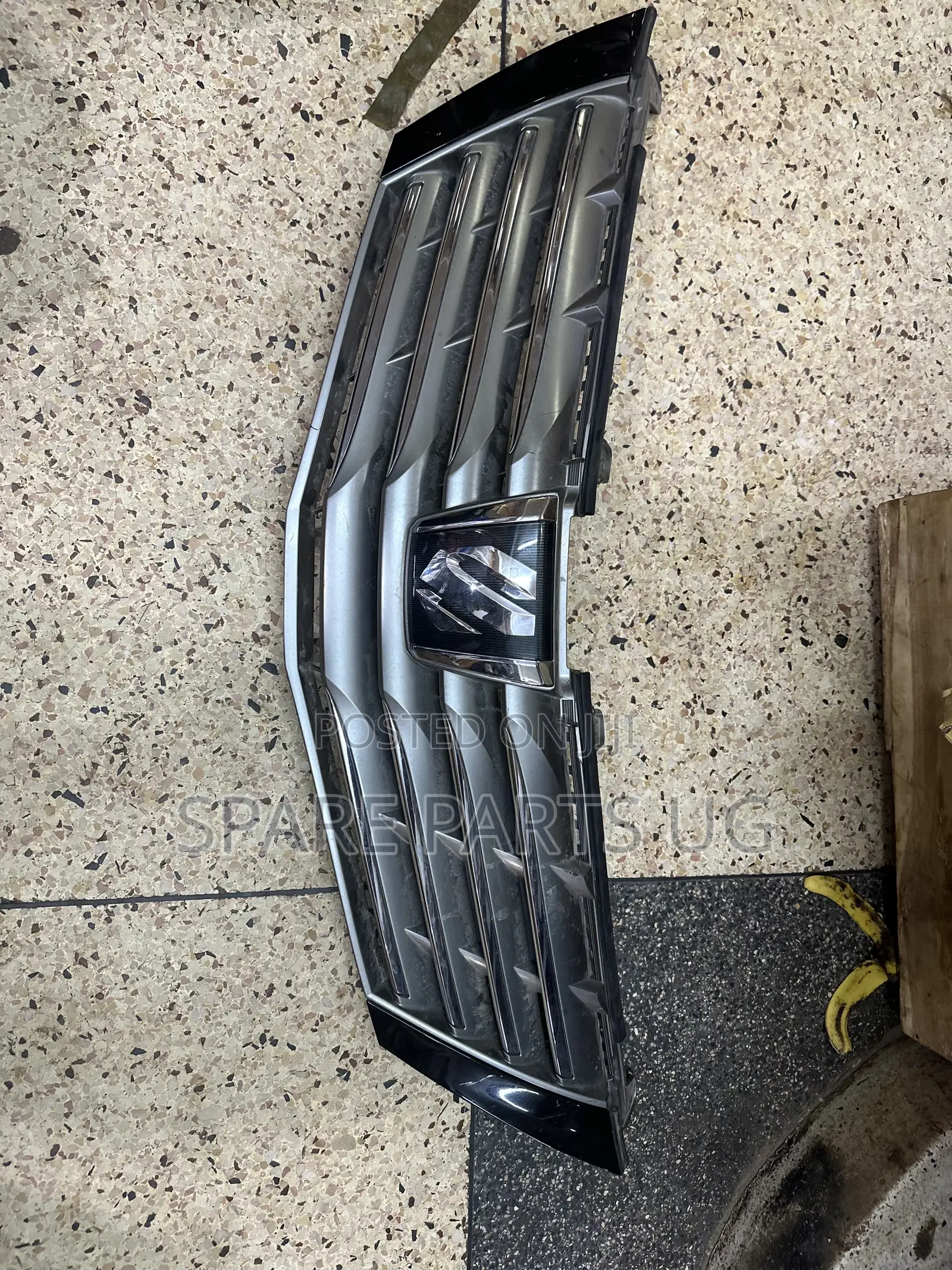 Alphard 2008 - 2014 Grille