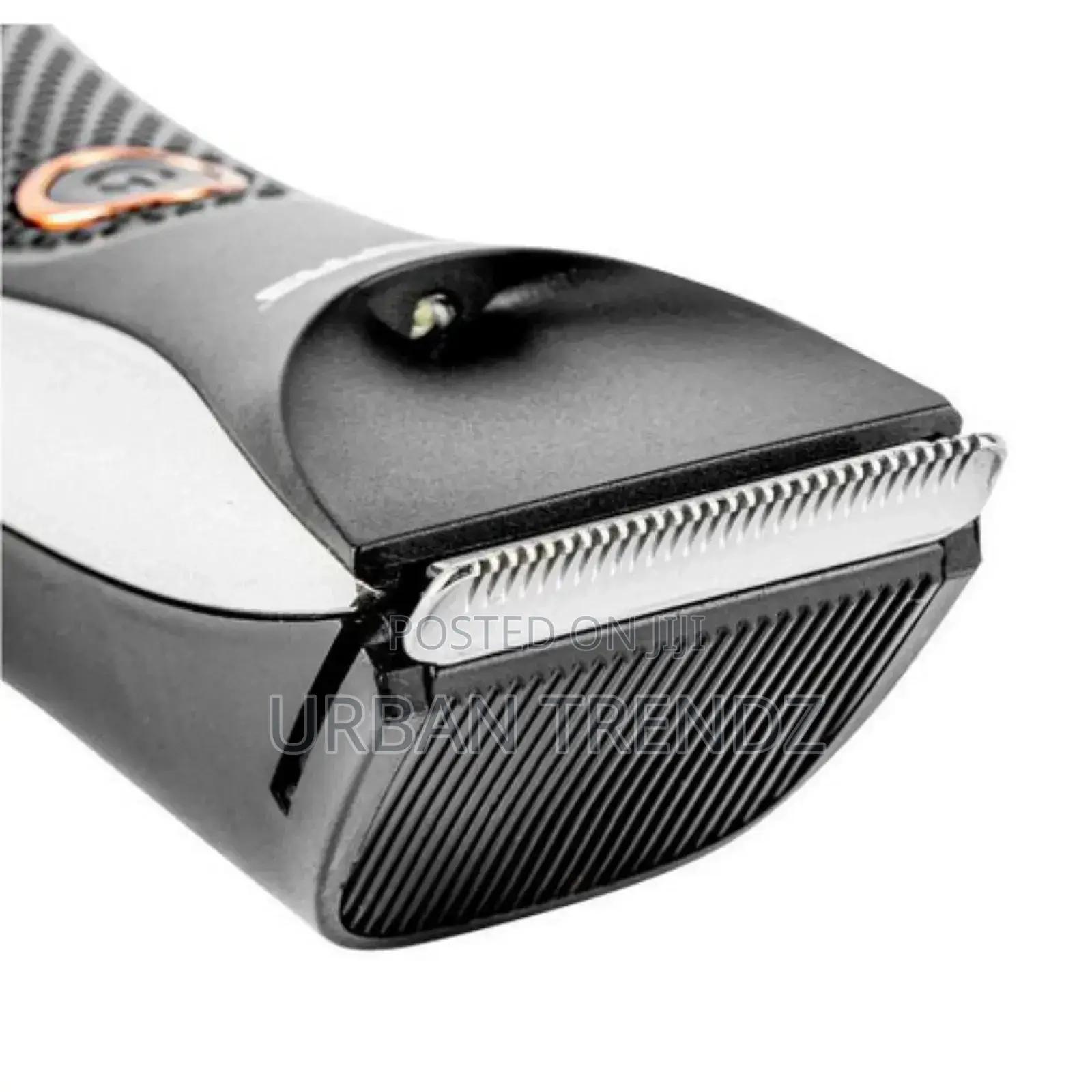 .Geepas Rechargeable Shaver and Trimmer -Black/Silver