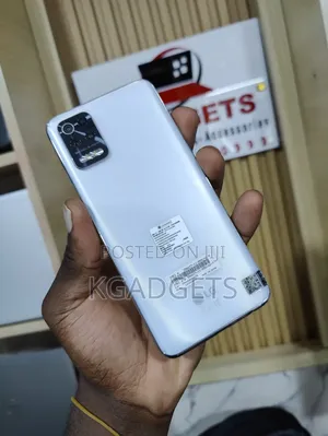 LG K52 64 GB White