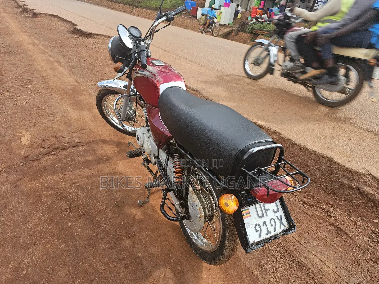 Bajaj Boxer 2022 Red