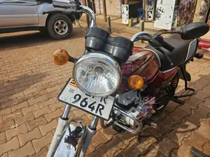 Bajaj Boxer 2022 Red