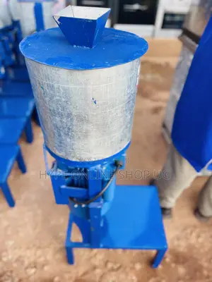 Champ 10kg’S Gnut Grinding Machine