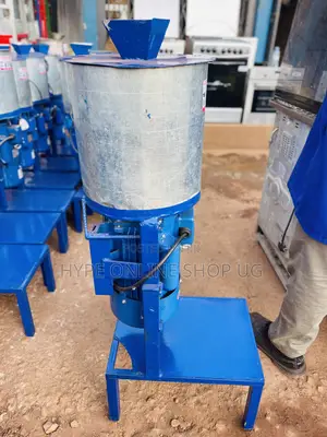 Champ 10kg’S Gnut Grinding Machine