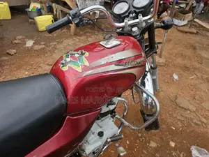 Bajaj Boxer 2018 Red