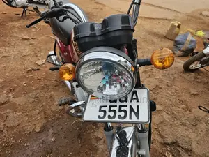 Bajaj Boxer 2024 Red