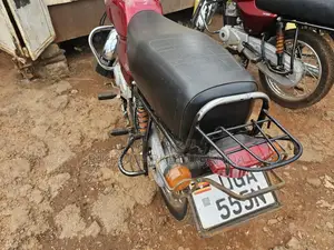Bajaj Boxer 2024 Red