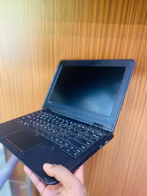 Laptop Lenovo Yoga 11e 4GB Intel Core 2 Duo HDD+SSD 128GB