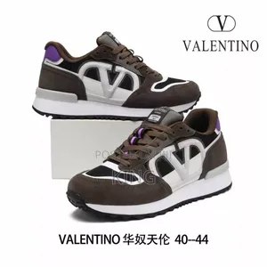 Solid Valentino Vlogo Sneakers