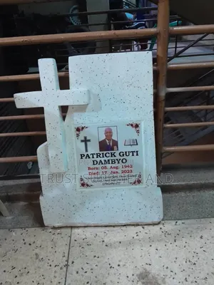 Grave Stone *-