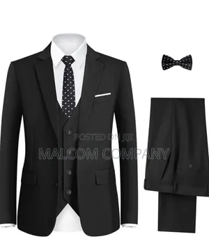Classic Kids Suits for Boys With White Shirt and Bowtie.