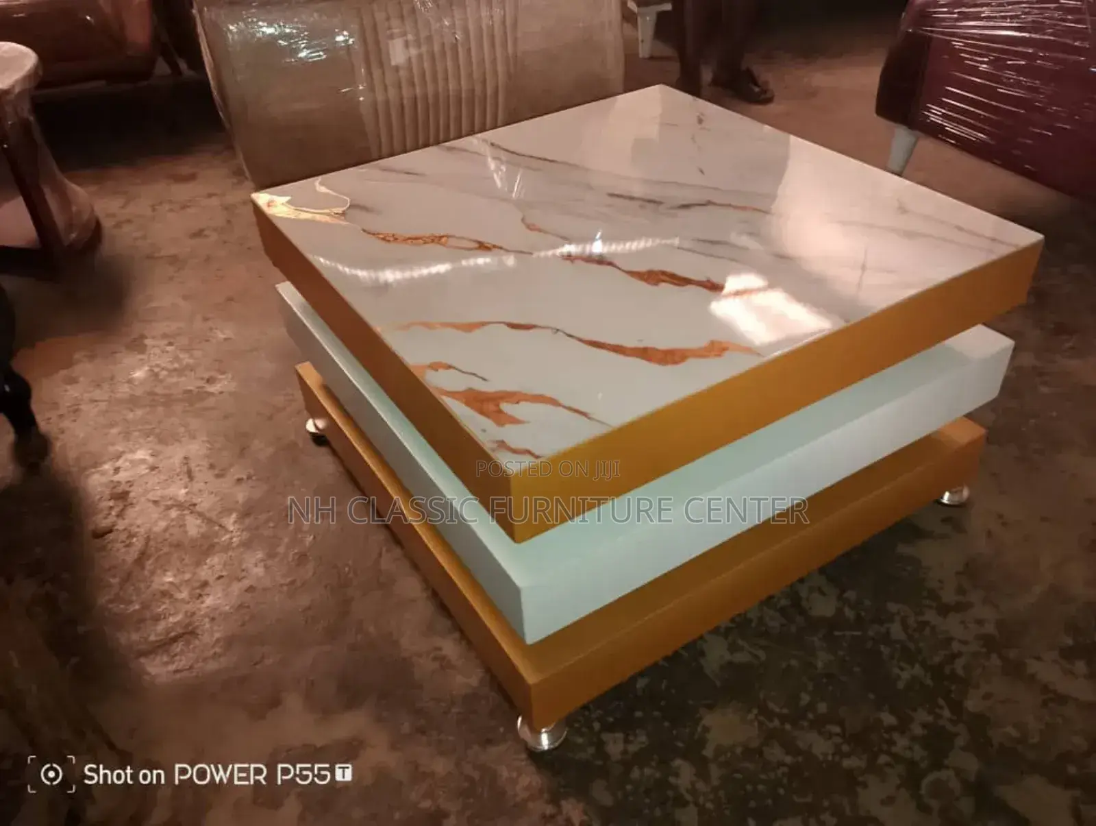 Center Table/ Center Table