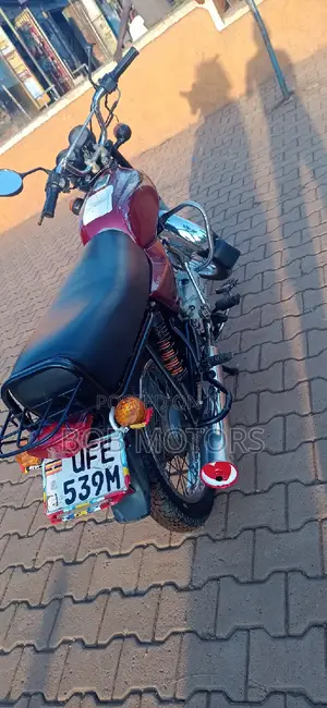 Bajaj Boxer 2022 Red