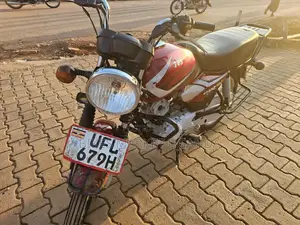 TVS HLX 125 2022 Red