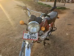 Bajaj Boxer 2021 Red