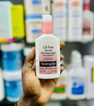 Neutrogena Oil Free Acne Moisturiser (Treats Acne,Breakouts)