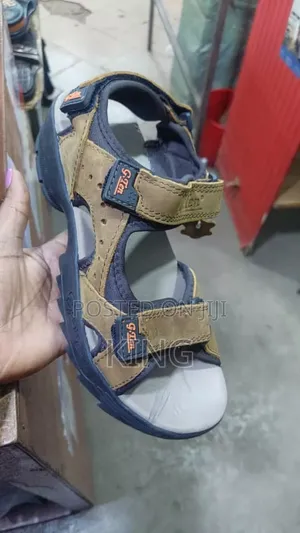 Grand G-Ten Casual Sandals