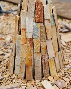 Cladding Cut Stones From the Coast