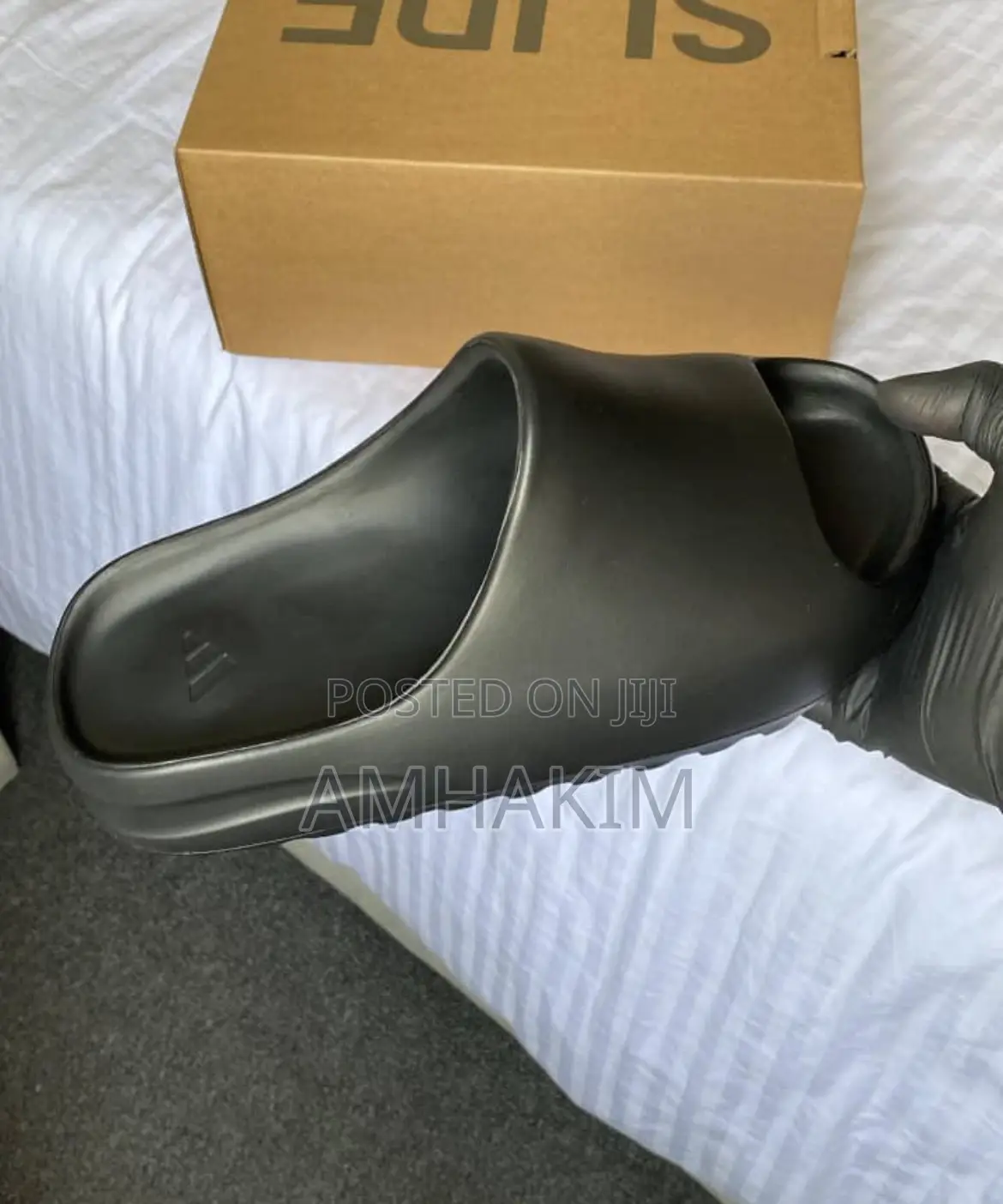 New Classic Yeezy Slides in Stock