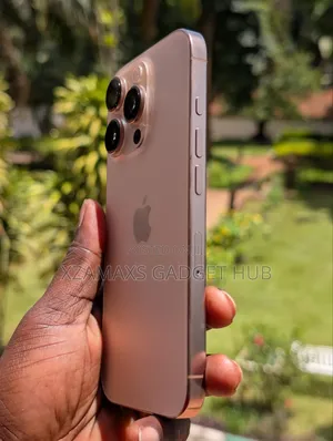 New Apple iPhone 16 Pro 256 GB Gold
