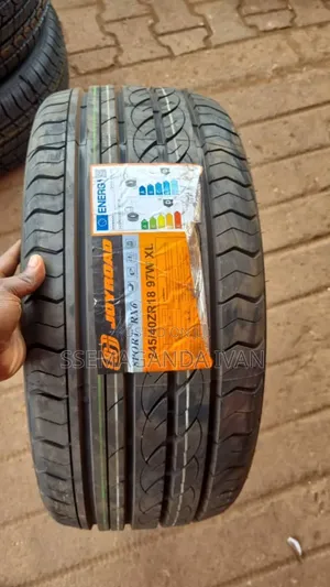 245/40r18 Joyroad