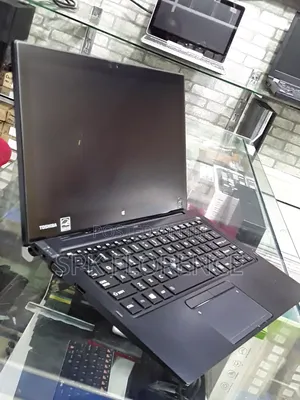 Laptop Toshiba 4GB Intel Core M SSD 128GB
