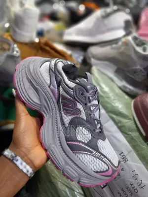 Luxy Best Style Sneakers