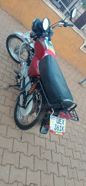 Bajaj Boxer 100 2022 Red