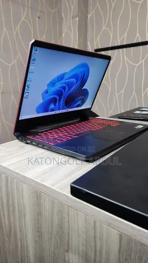 New Laptop Asus TUF Dash F15 16GB Intel Core I5 SSHD+SSD 1T