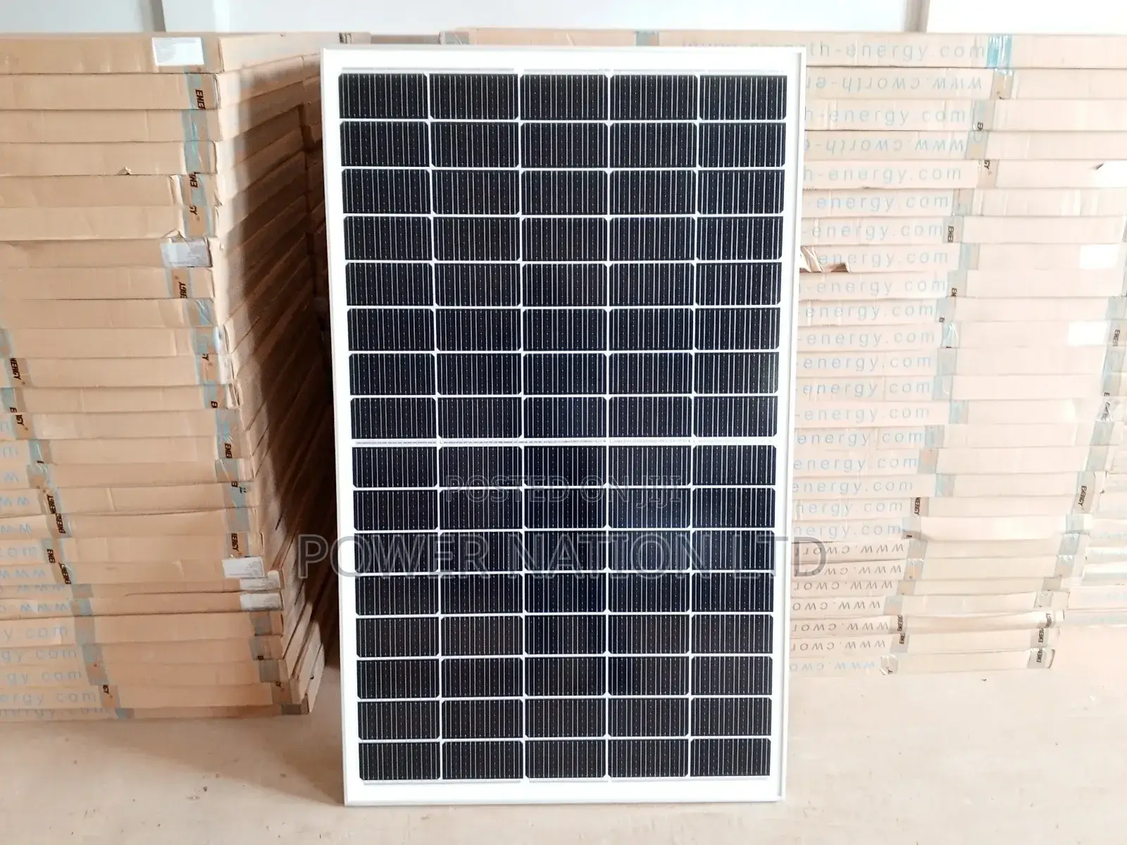 300w Solar Panel Charging Off Grid