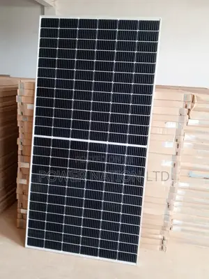 550w Solar Panel Charging Off Grid