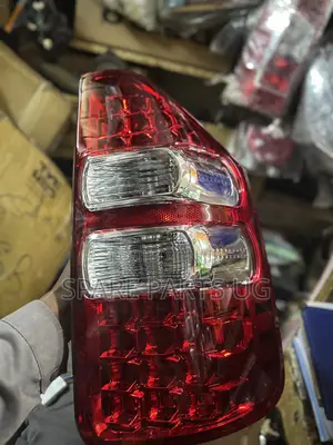 Noah 2010 - 2014 Rearlamp