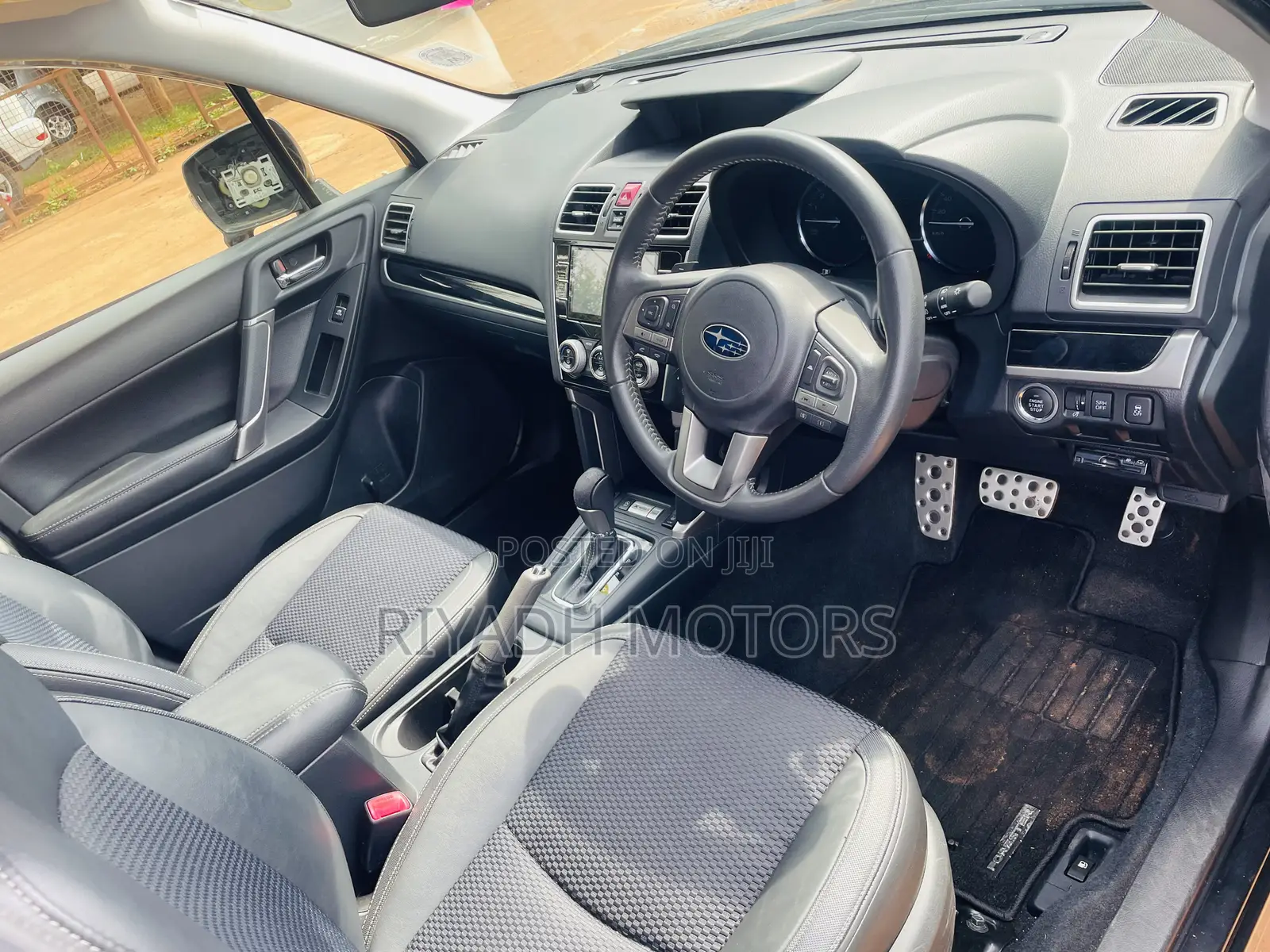 Subaru Forester 2016 Black