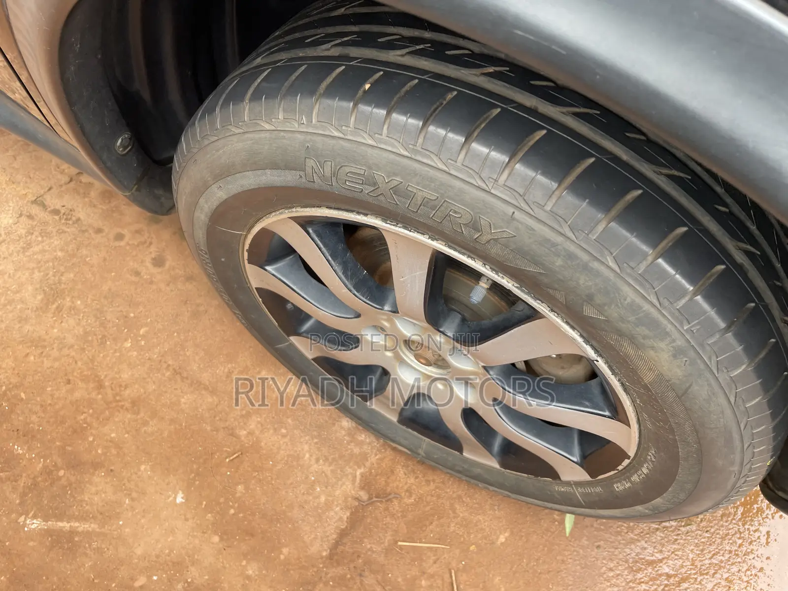 Nissan Juke 2011 Black