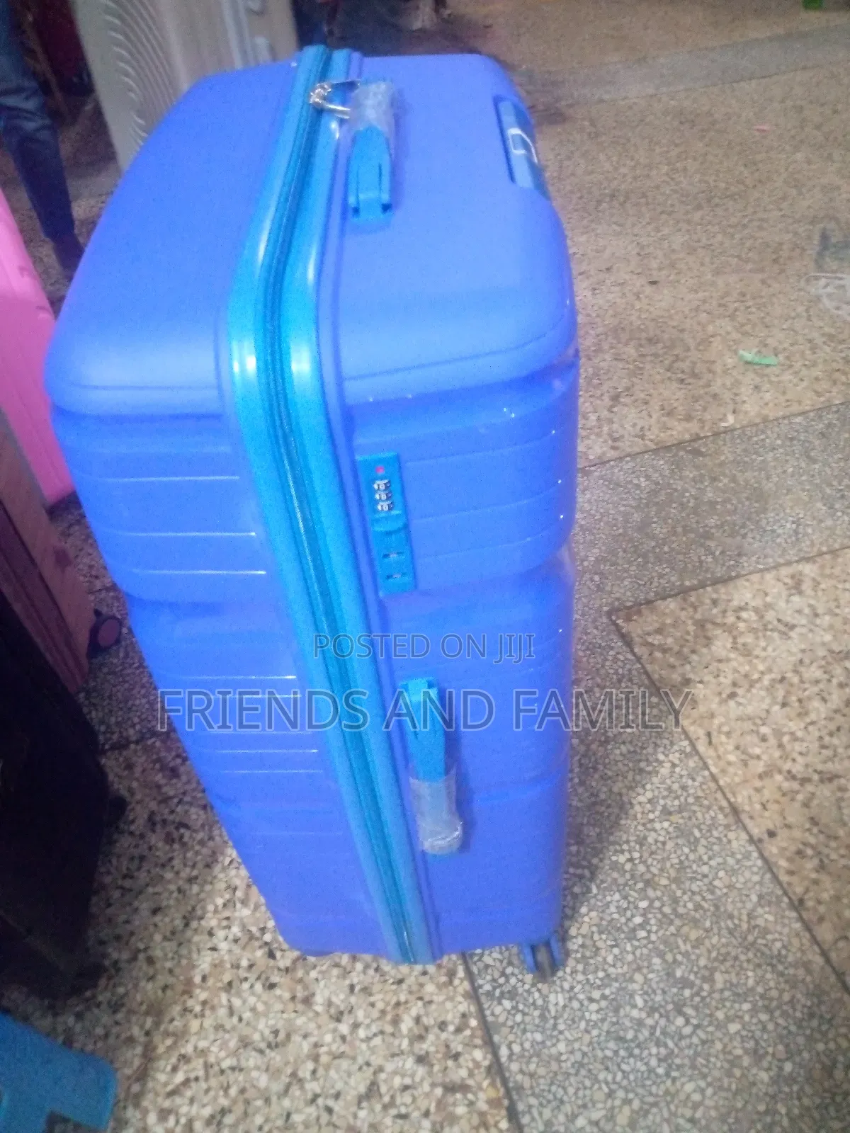 Nice Plastic Suit Case Large Size