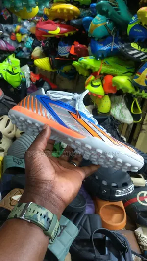 Adidas
MESSI Fair Play