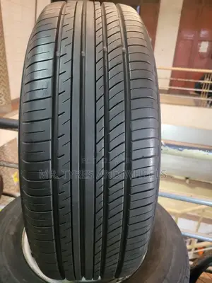 You Get E Right Tires From E Right Places 215 60 R16 Japan