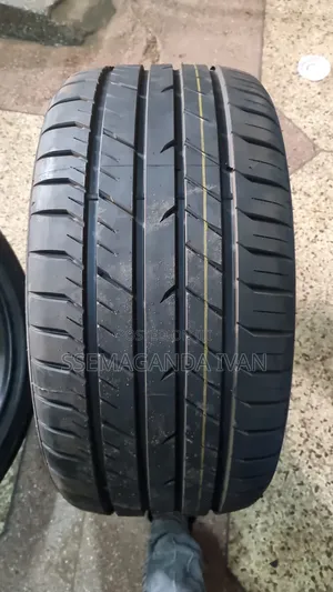 275/35r19 SL116