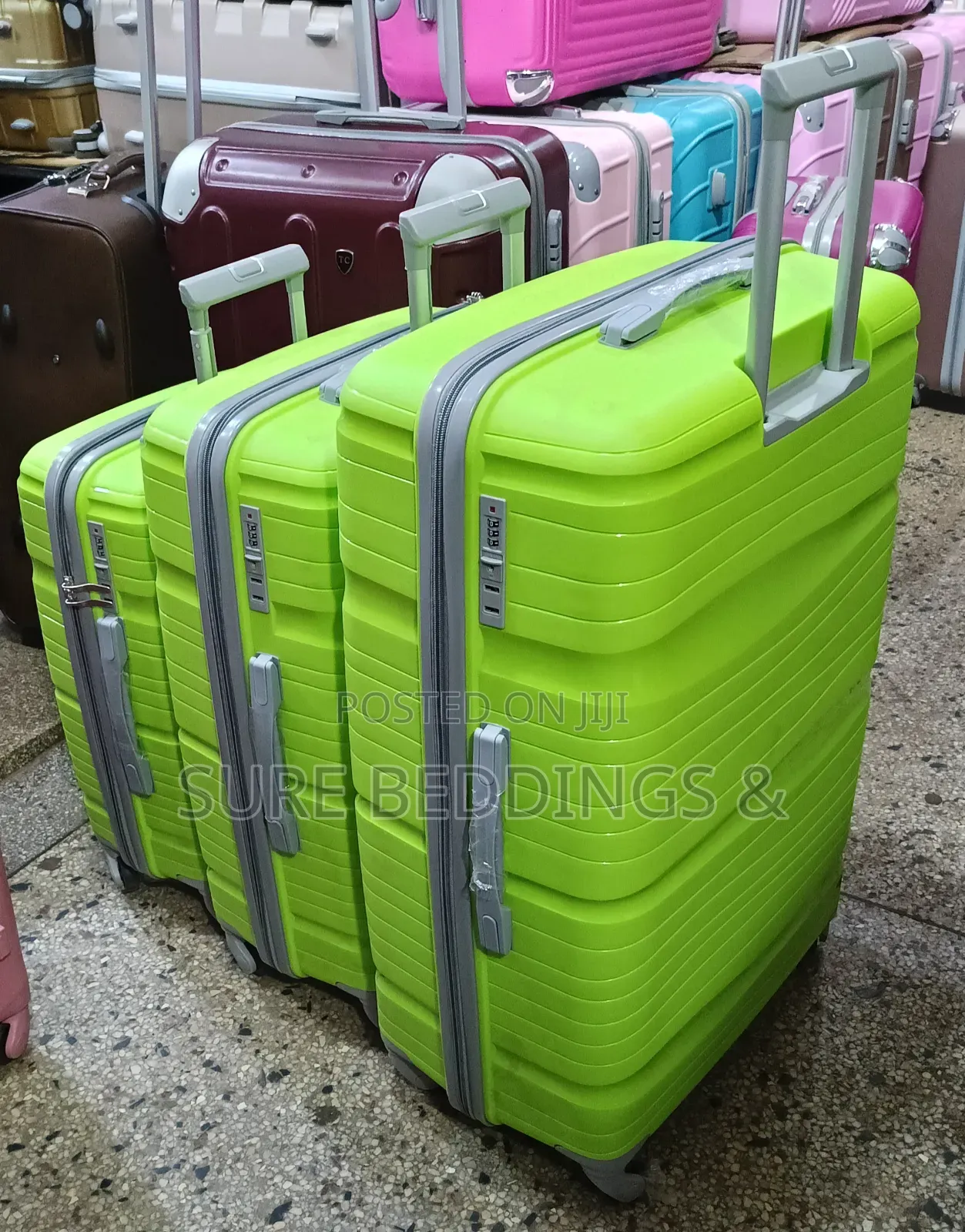 Lemo Plastic Suitcase