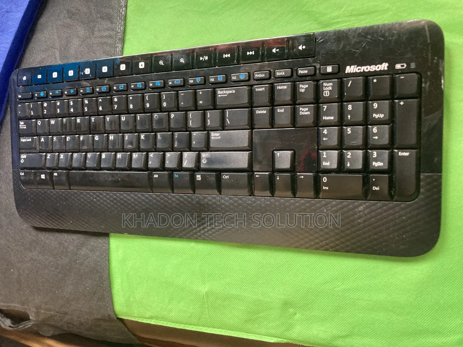 The Microsoft Team Wireless Keyboard