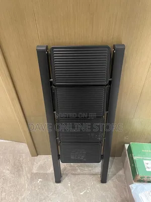 4 Step Folding Iron Step Ladder