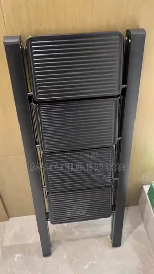 4 Step Folding Iron Step Ladder