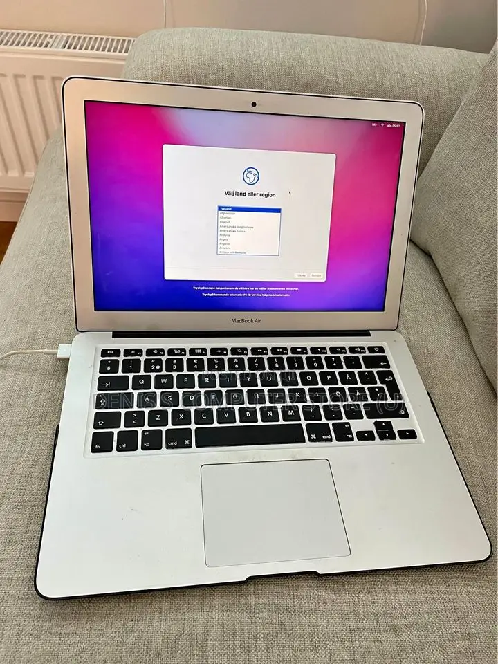 Laptop Apple MacBook 2015 8GB Intel Core I5 SSD 256GB