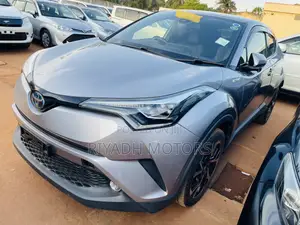 Toyota C-HR 2017 Silver