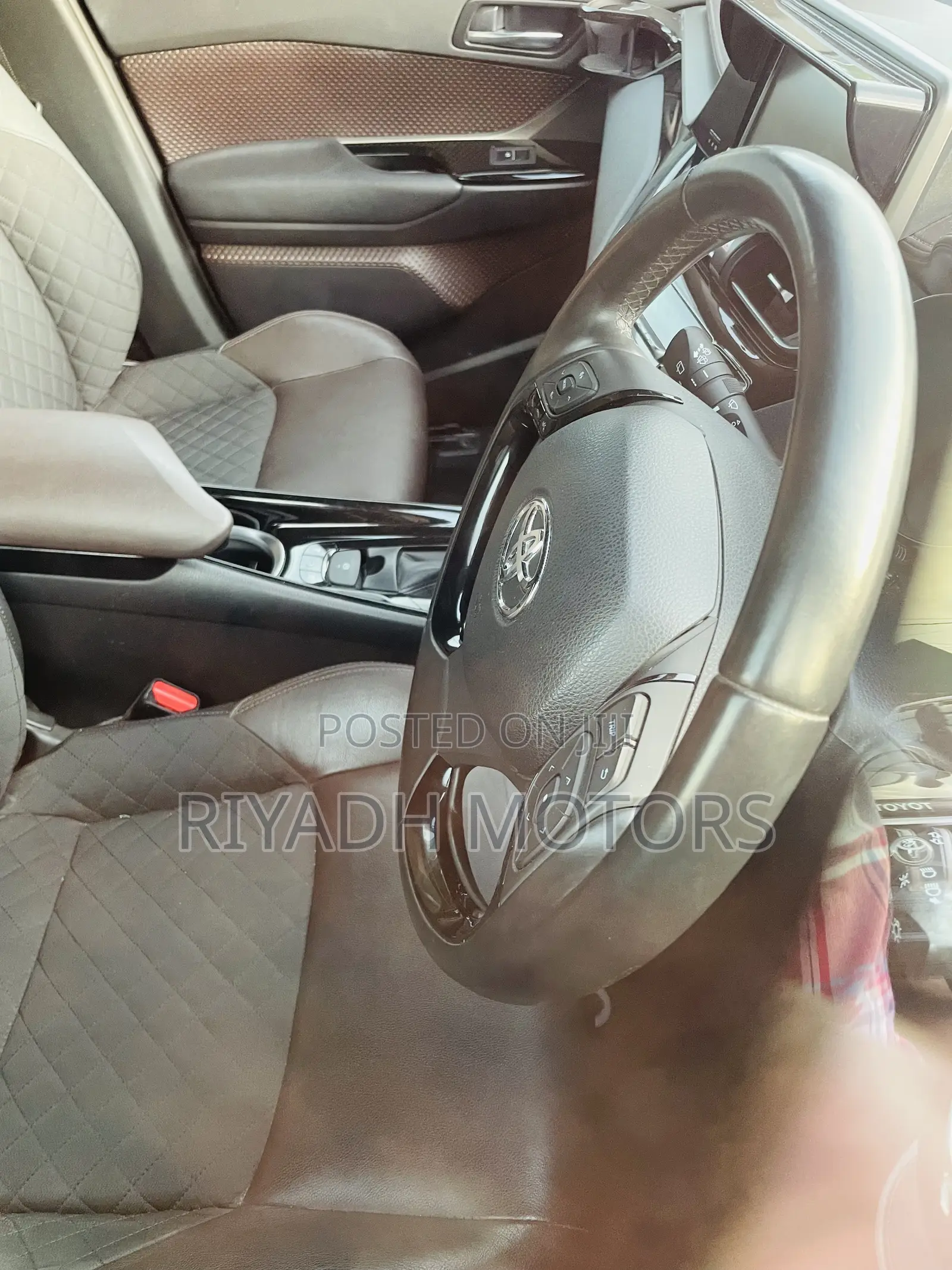 Toyota C-HR 2017 Silver
