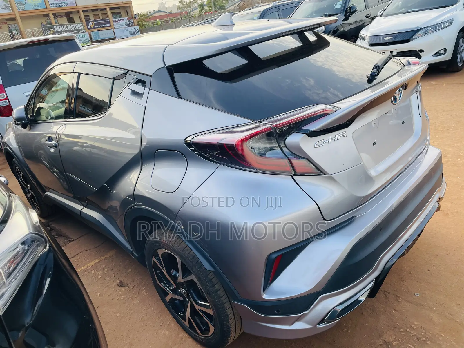 Toyota C-HR 2017 Silver