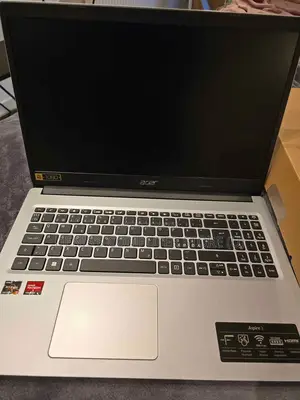 New Laptop Acer Aspire 3 4GB Intel Core I3 HDD+SSD 350GB