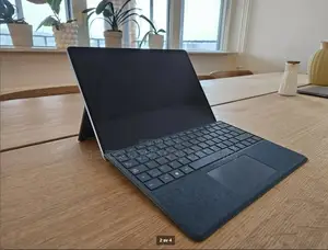 Laptop Microsoft Surface Laptop 7 4GB Intel Celeron SSD 256GB