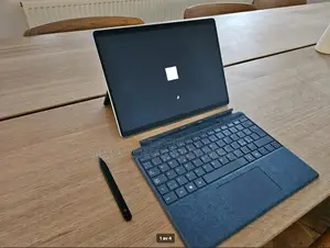 Laptop Microsoft Surface Laptop 7 4GB Intel Celeron SSD 256GB
